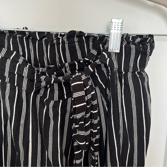 Stripped Culottes - Picture 2 of 6